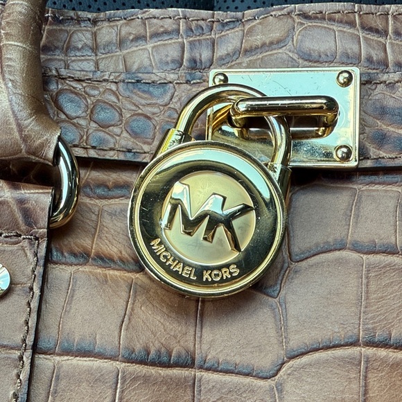 Brown Crocodile-Embossed Women Bag - Picture 3 of 6